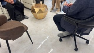 SEIJO CLUB Trip☆Care.で法律相談セミナーを開催している様子