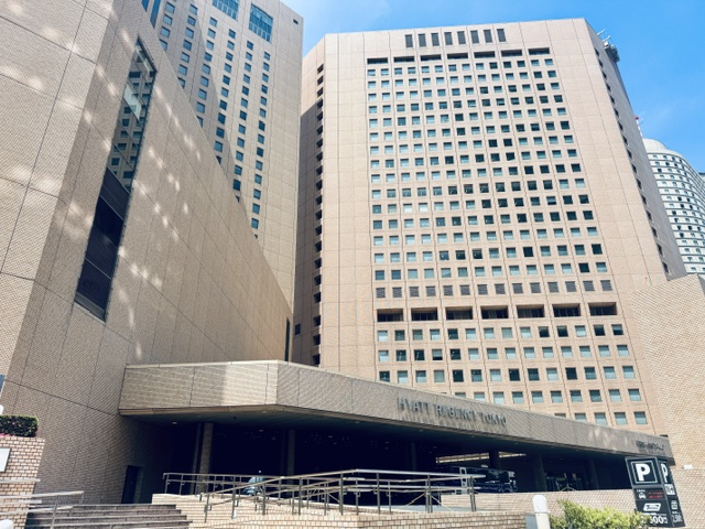 新宿第一生命ビルとハイアットリージェンシー東京の外観